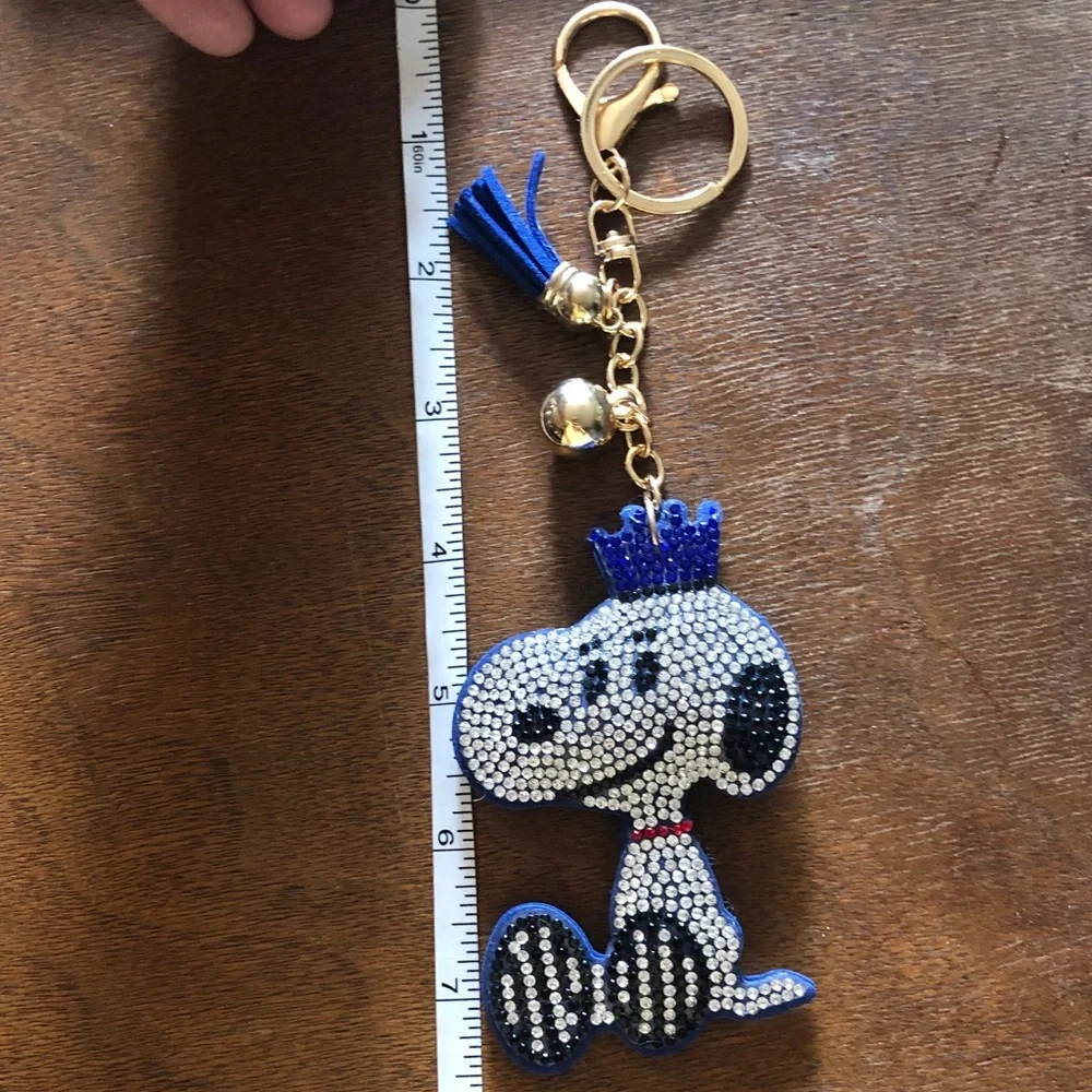 NWOT Rhinestone Snoopy Keychain/Clip Charm - Picture 7 of 9